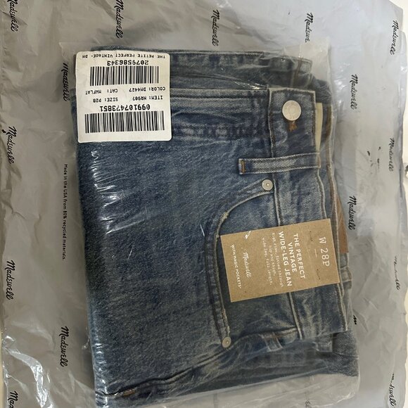 NWT Madewell Petite Perfect Vintage Wide Leg Jean in Enmor Size 28 Petite - Picture 4 of 5